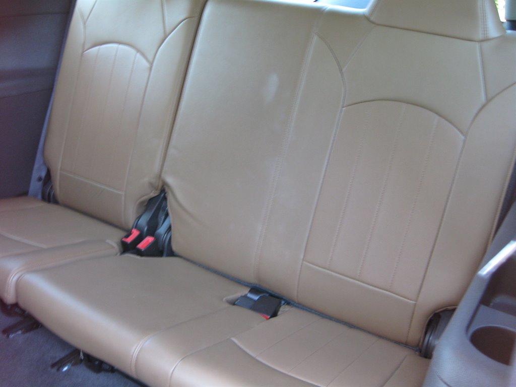 2016 Buick Enclave - $10,500