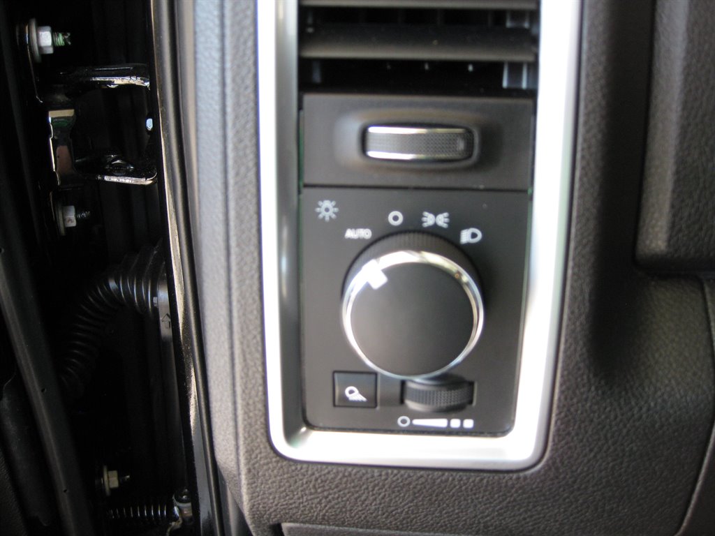 2023 Ram 1500 - $24,001