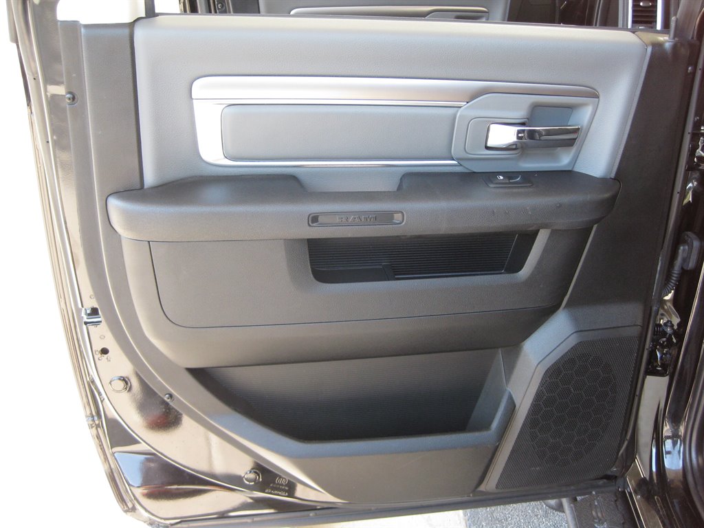 2023 Ram 1500 - $24,001