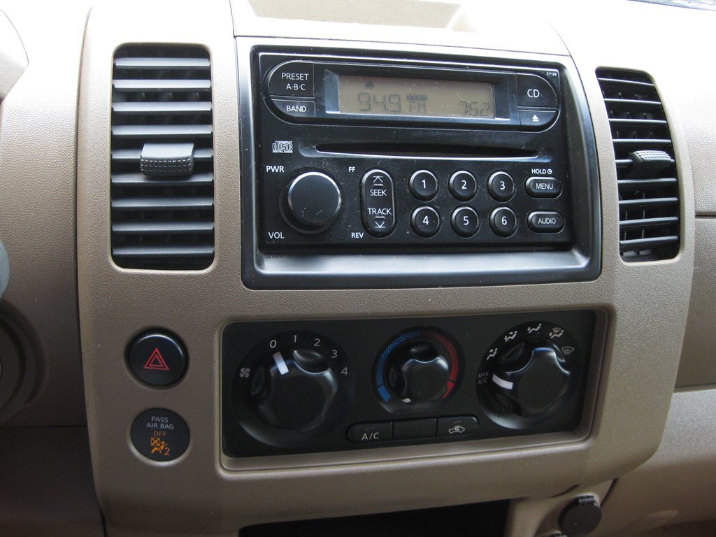 2005 Nissan Frontier - $7,500