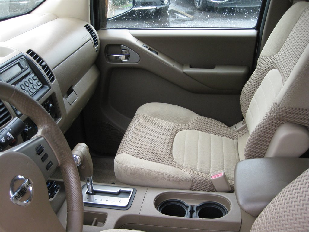2005 Nissan Frontier - $7,500
