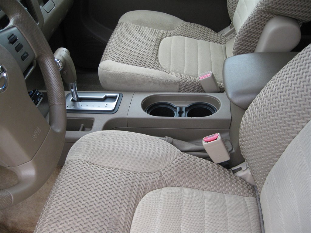 2005 Nissan Frontier - $7,500