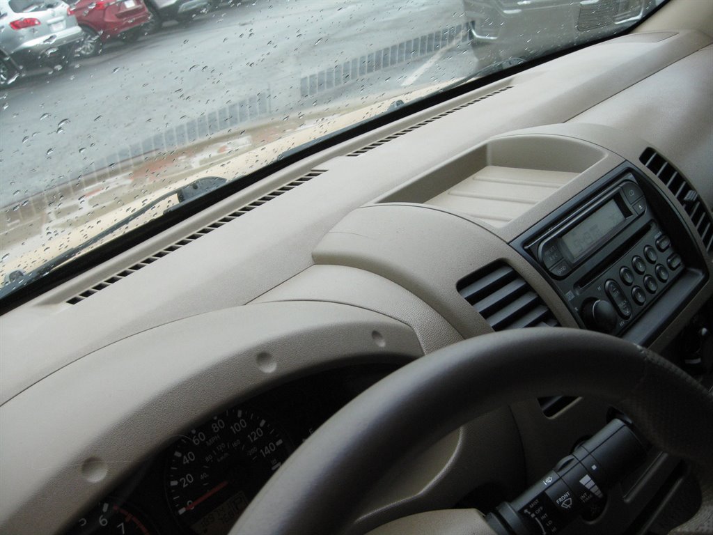 2005 Nissan Frontier - $7,500