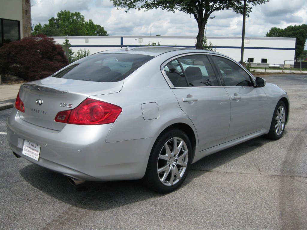 2013 INFINITI G - $10,950