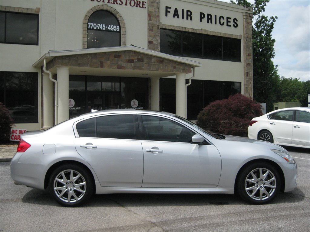 2013 INFINITI G - $10,950