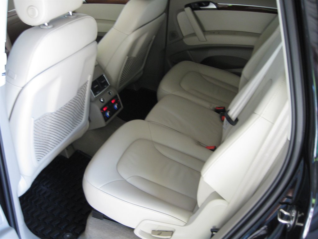2015 Audi Q7 - $12,950