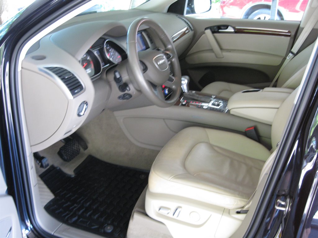 2015 Audi Q7 - $12,950