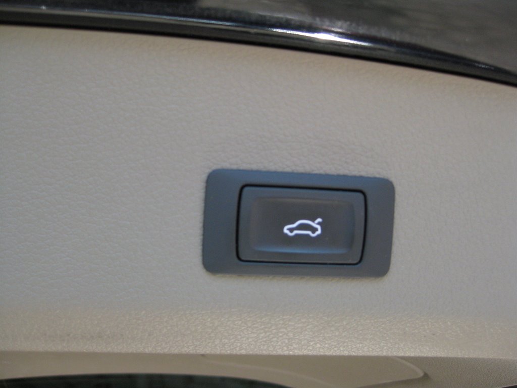 2015 Audi Q7 - $12,950