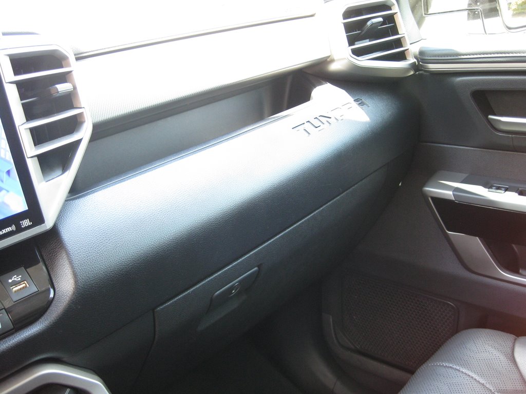 2022 Toyota Tundra - $42,500