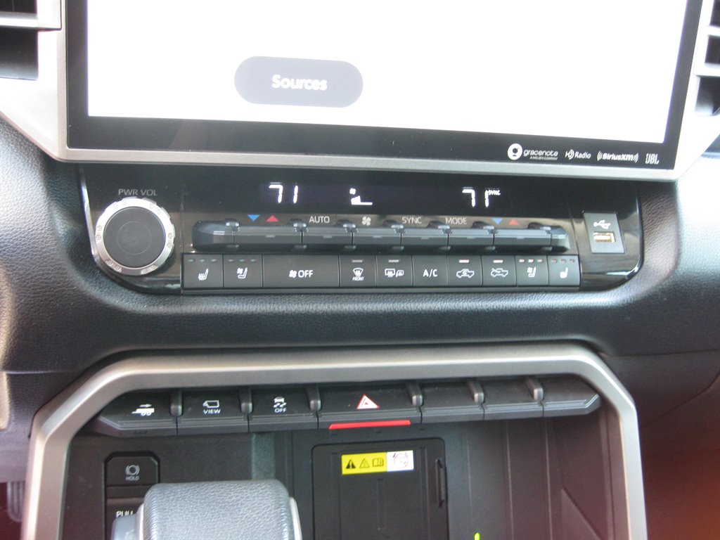 2022 Toyota Tundra - $42,500
