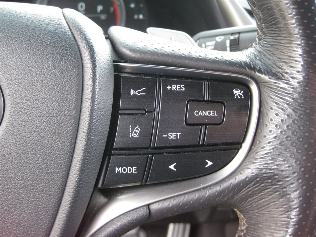 2020 Lexus ES - $24,950