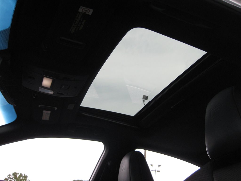 2020 Lexus ES - $24,950
