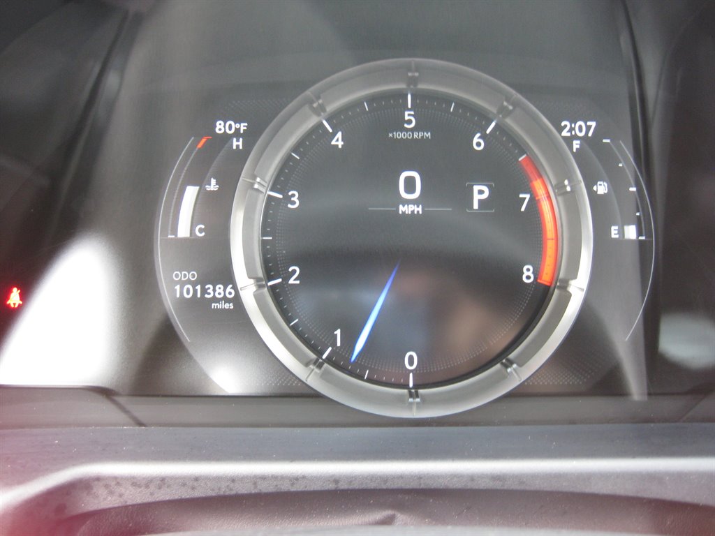 2020 Lexus ES - $24,950