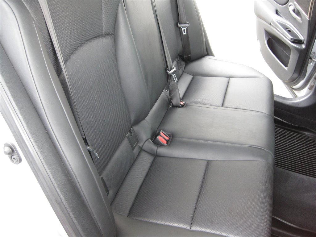 2020 Lexus ES - $24,950