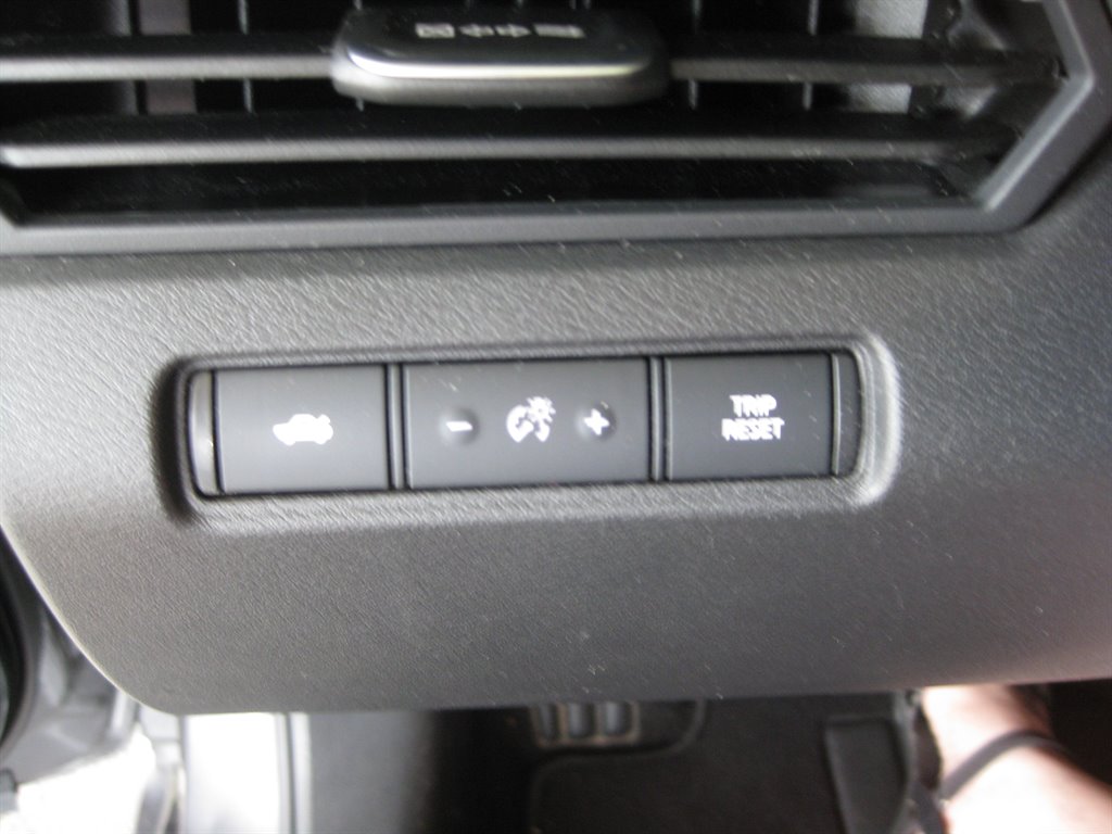 2025 Nissan Altima - $19,750