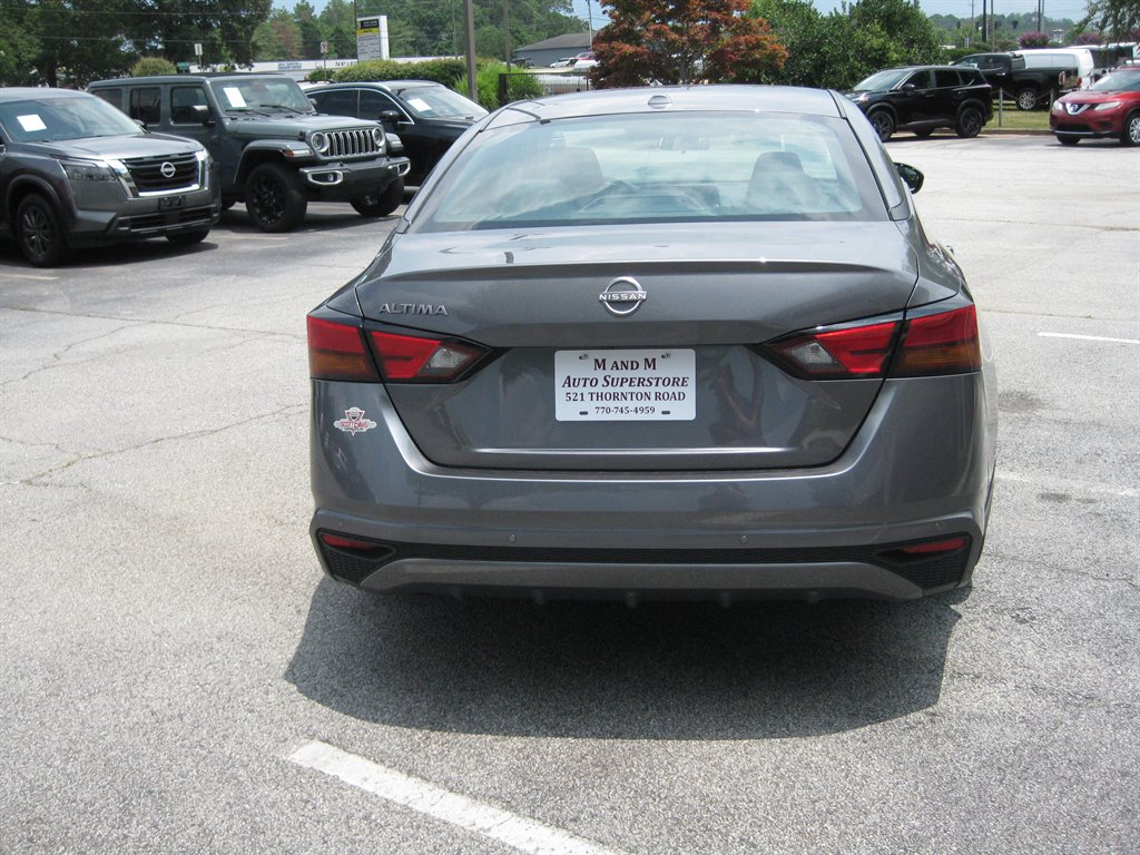 2025 Nissan Altima - $19,750
