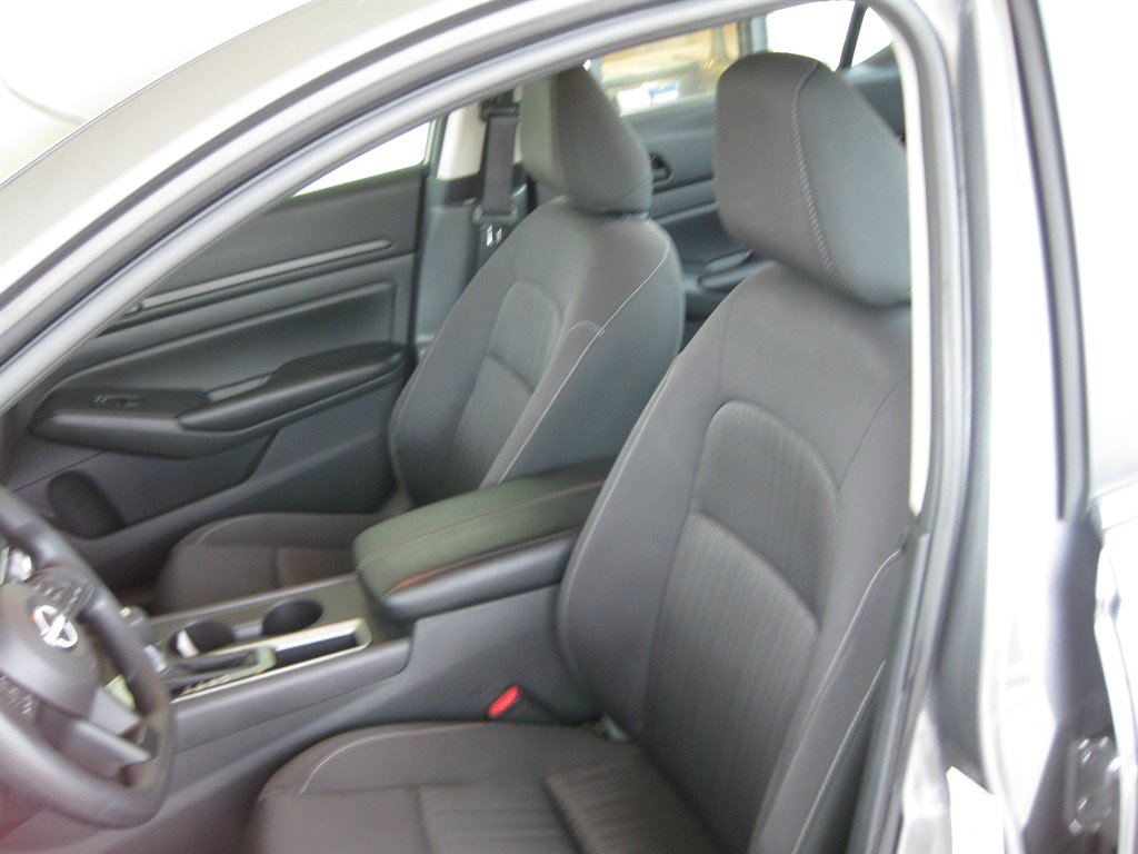 2025 Nissan Altima - $19,750