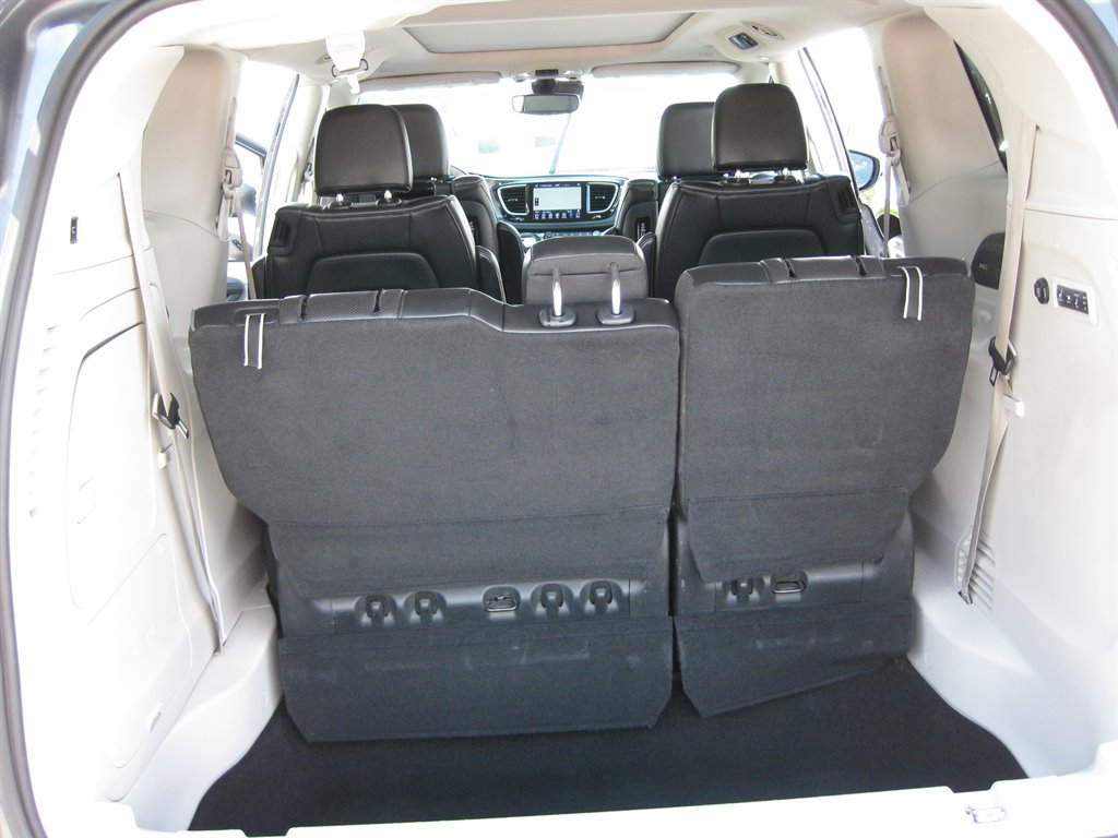 2018 Chrysler Pacifica - $12,950