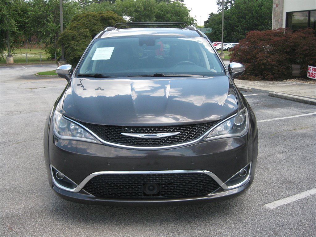 2018 Chrysler Pacifica - $12,950
