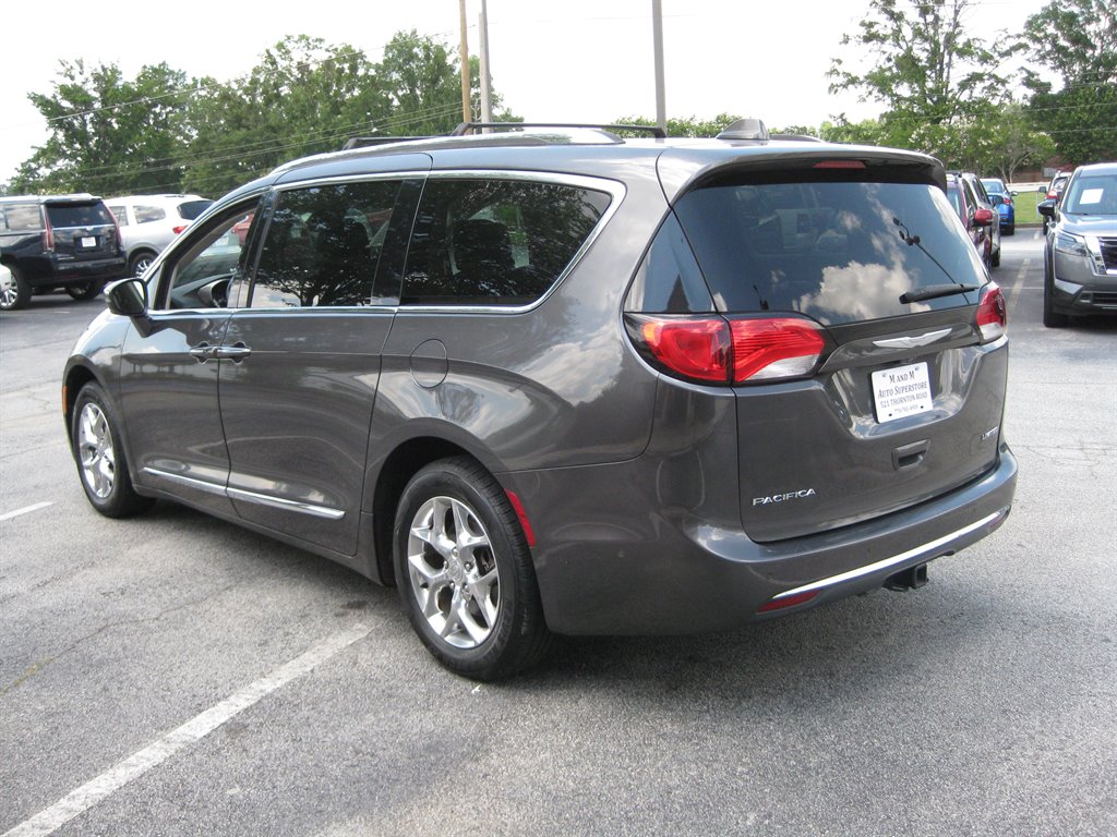 2018 Chrysler Pacifica - $12,950