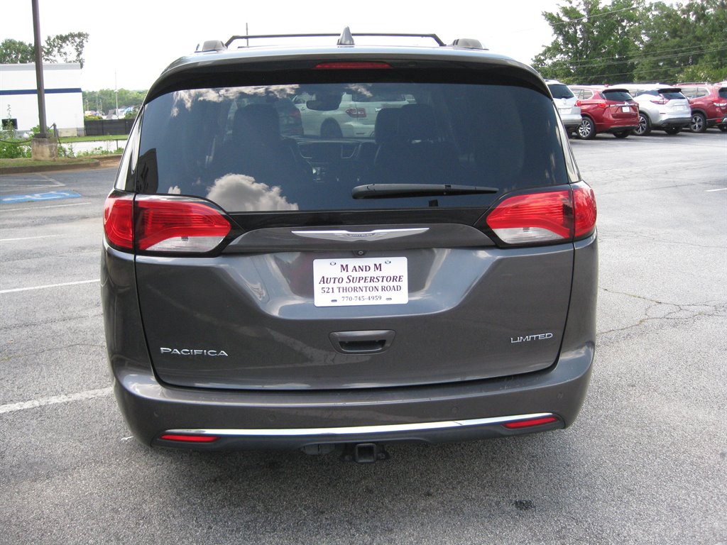 2018 Chrysler Pacifica - $12,950
