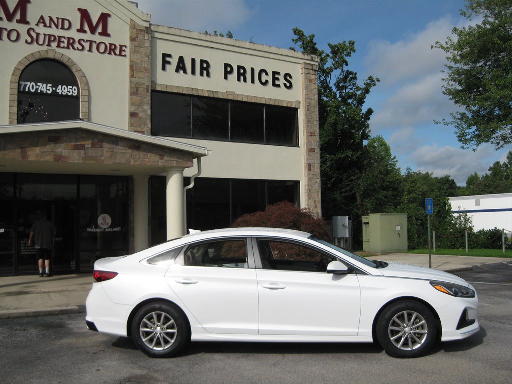 2018 Hyundai Sonata - $9,500