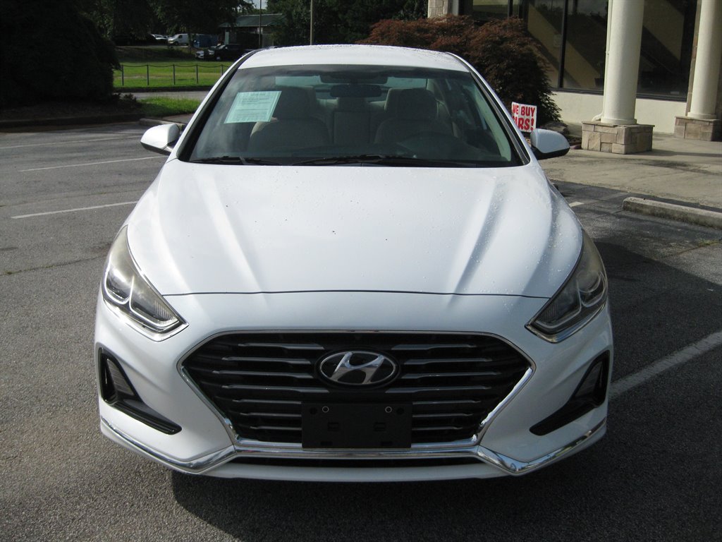 2018 Hyundai Sonata - $9,500