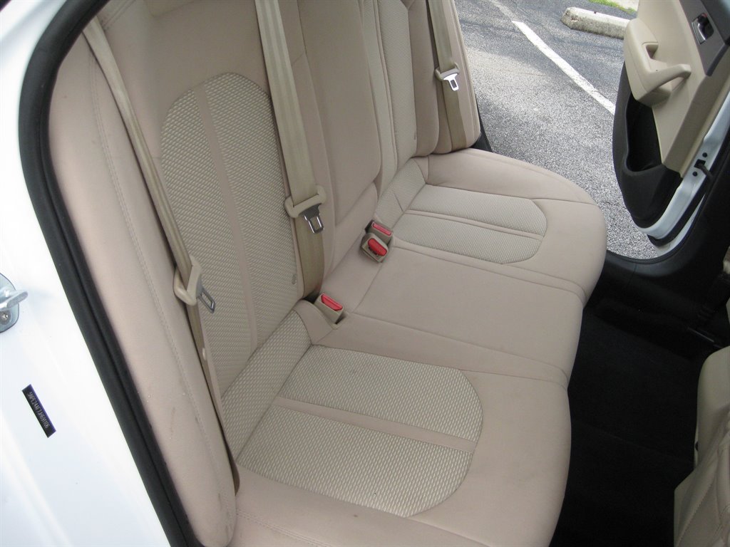 2018 Hyundai Sonata - $9,500