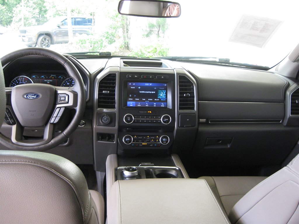 2018 Ford Expedition - $18,975