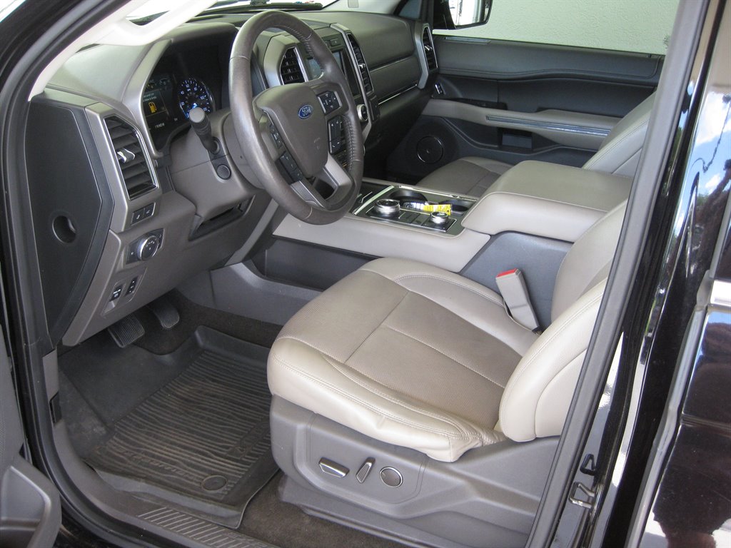 2018 Ford Expedition - $18,975