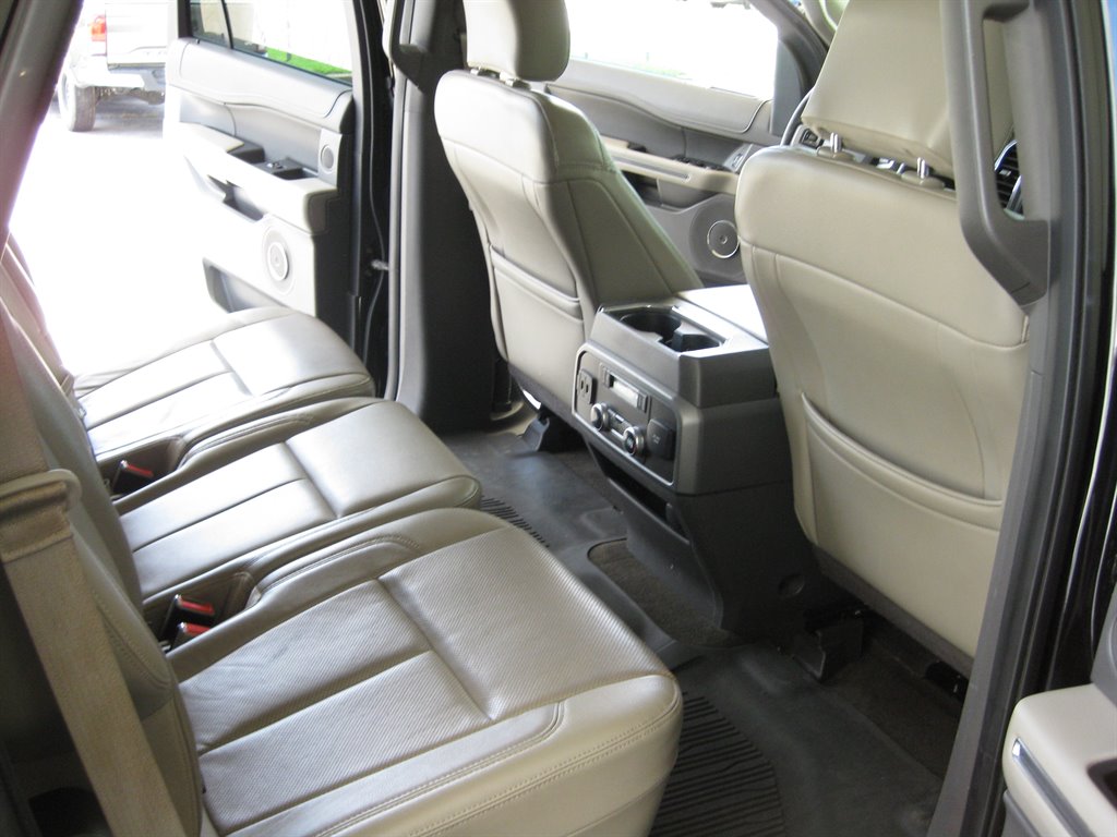 2018 Ford Expedition - $18,975