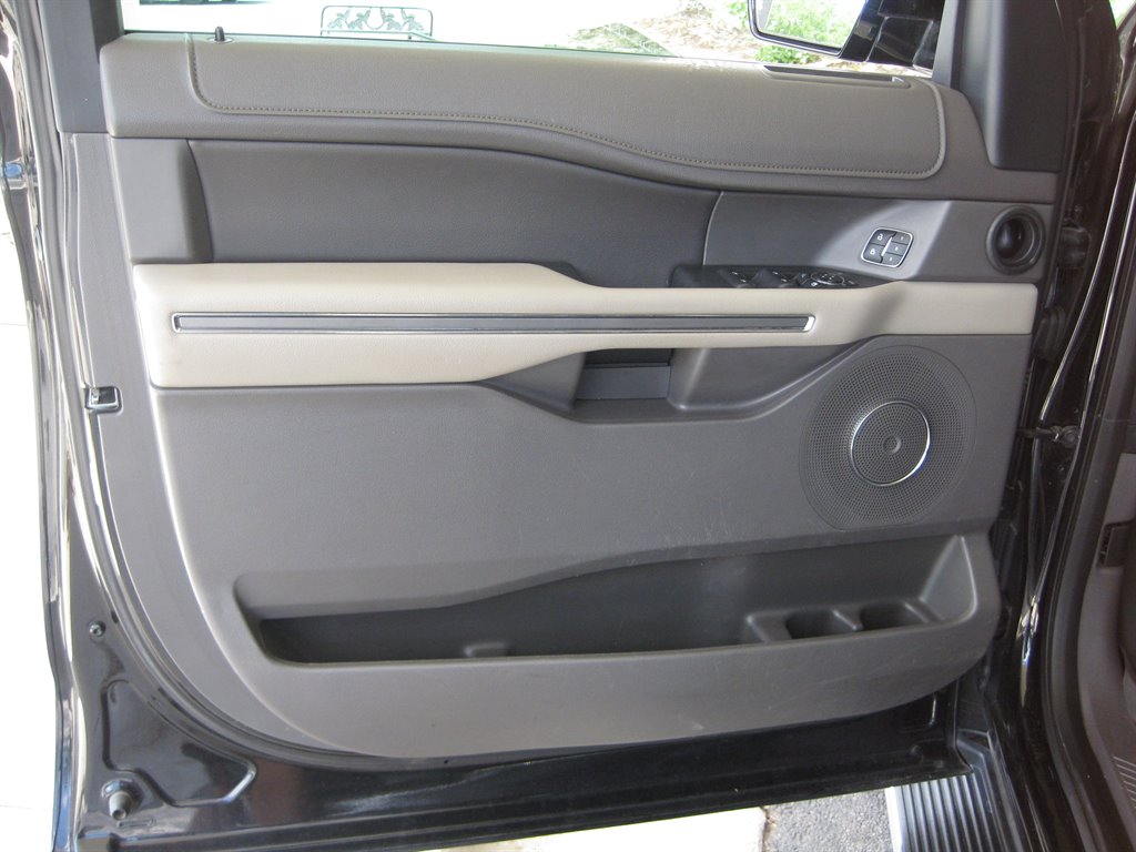 2018 Ford Expedition - $18,975