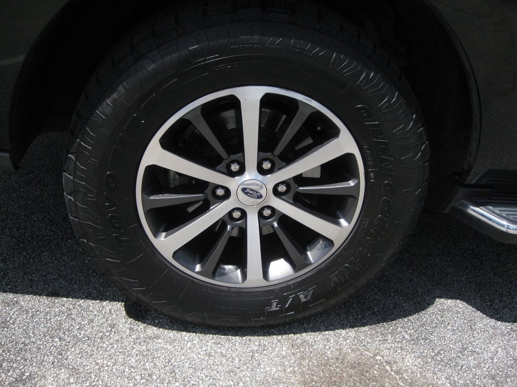 2018 Ford Expedition - $18,975