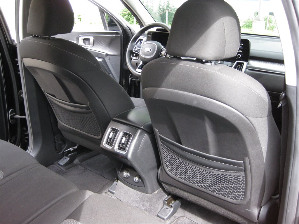 2021 Kia Sorento - $15,450