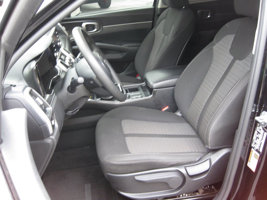 2021 Kia Sorento - $15,450