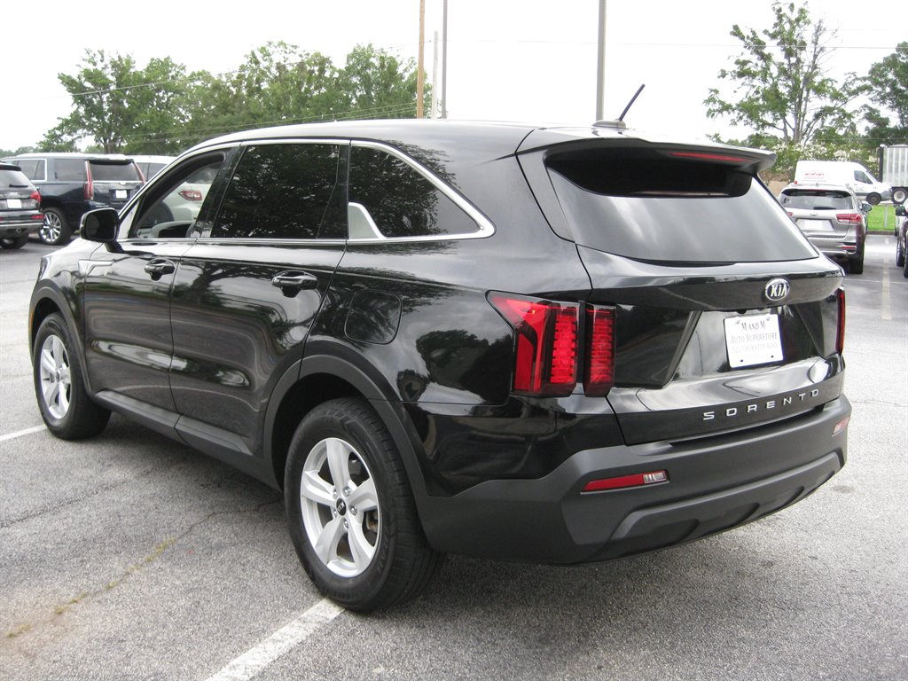 2021 Kia Sorento - $15,450