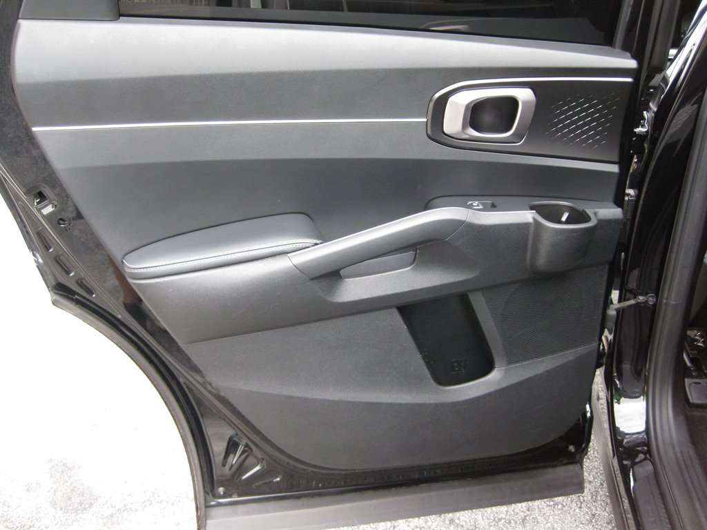 2021 Kia Sorento - $15,450