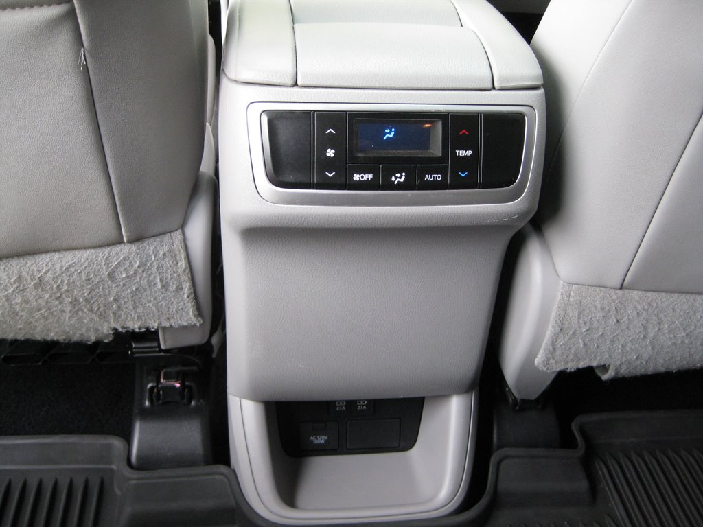 2017 Toyota Highlander - $18,975