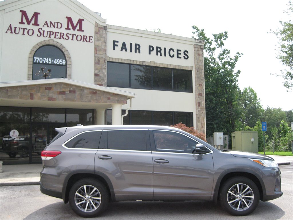 2017 Toyota Highlander - $18,975