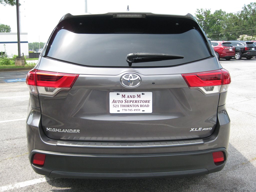2017 Toyota Highlander - $18,975