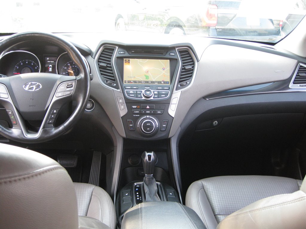 2013 Hyundai Santa FE Sport - $7,950
