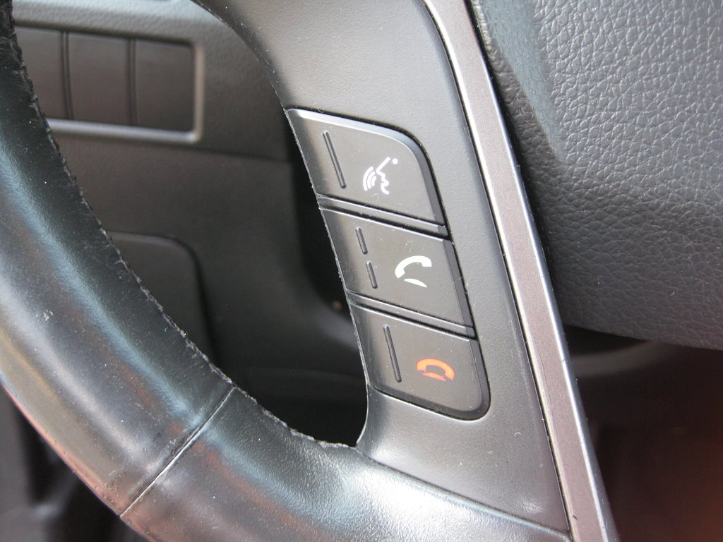 2013 Hyundai Santa FE Sport - $7,950