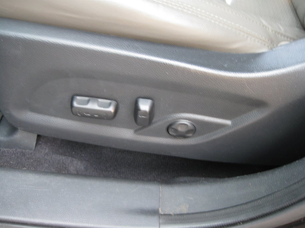 2013 Hyundai Santa FE Sport - $7,950