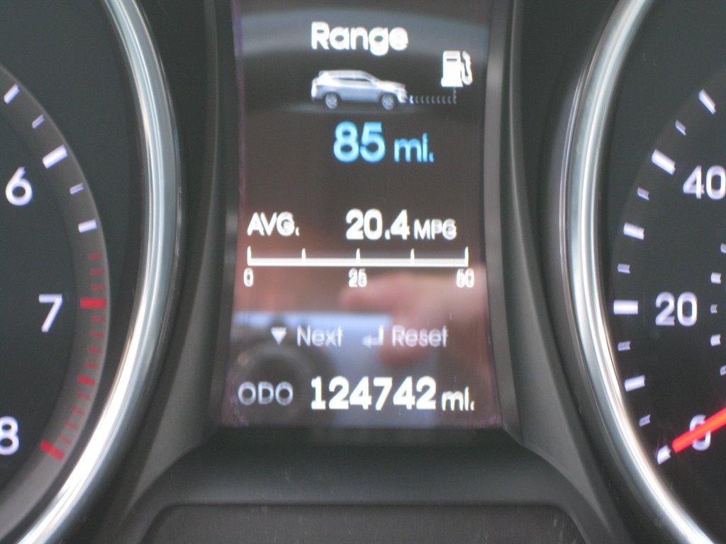 2013 Hyundai Santa FE Sport - $7,950