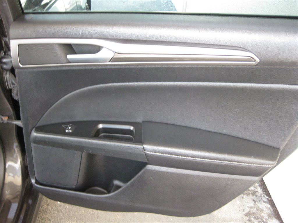 2019 Ford Fusion - $14,750