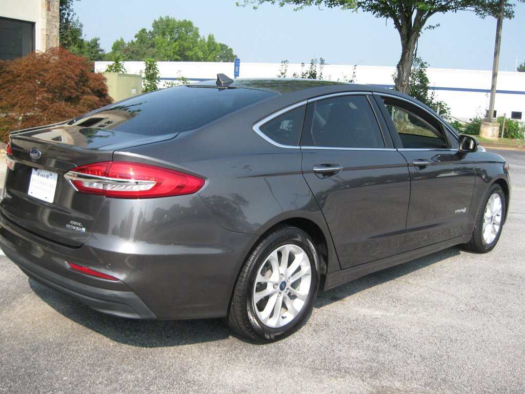 2019 Ford Fusion - $14,750