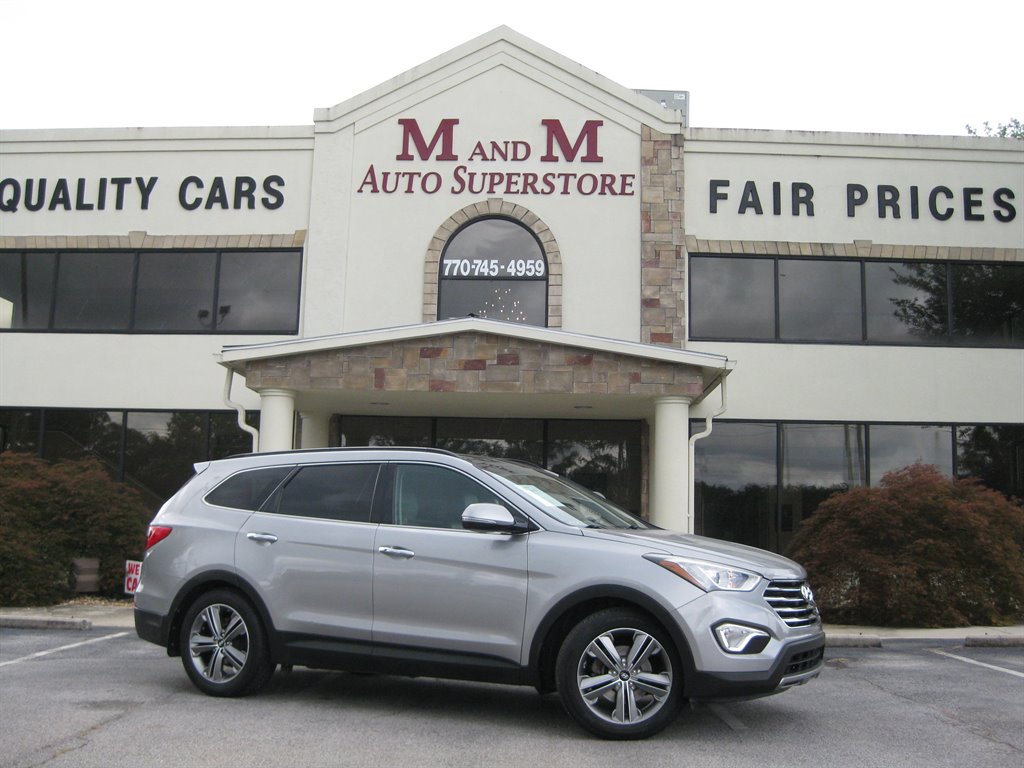 2015 Hyundai Santa FE - $8,950