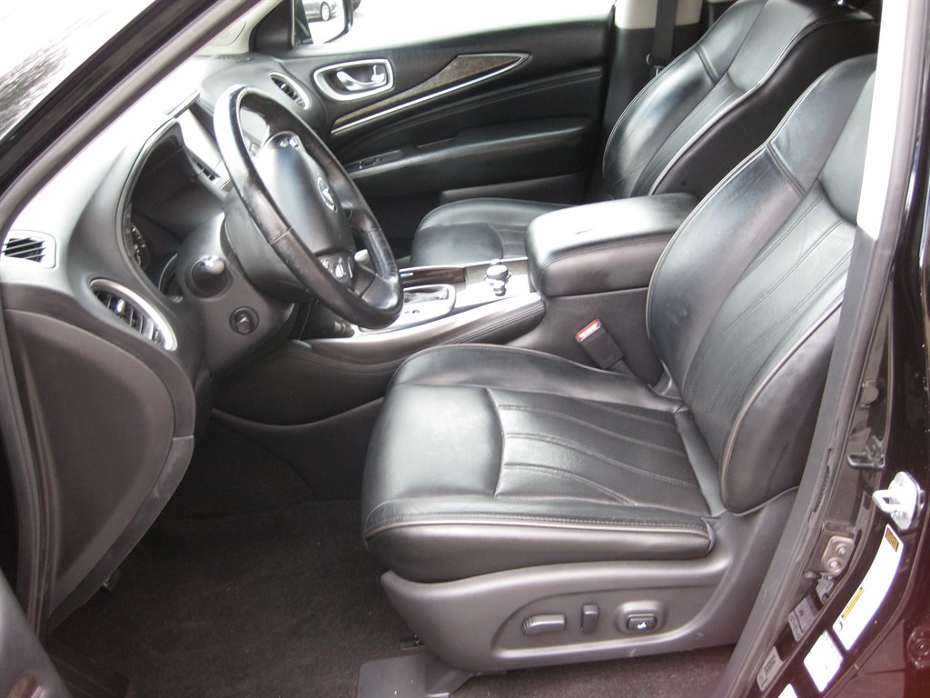 2015 INFINITI QX60 - $8,750