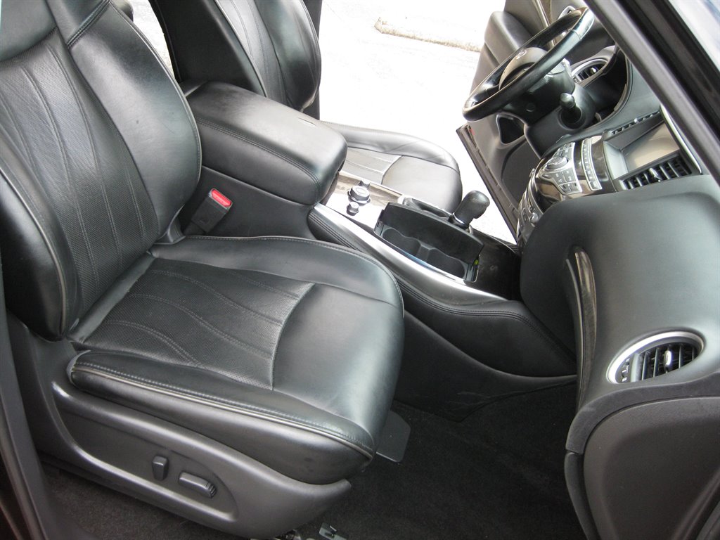 2015 INFINITI QX60 - $8,750