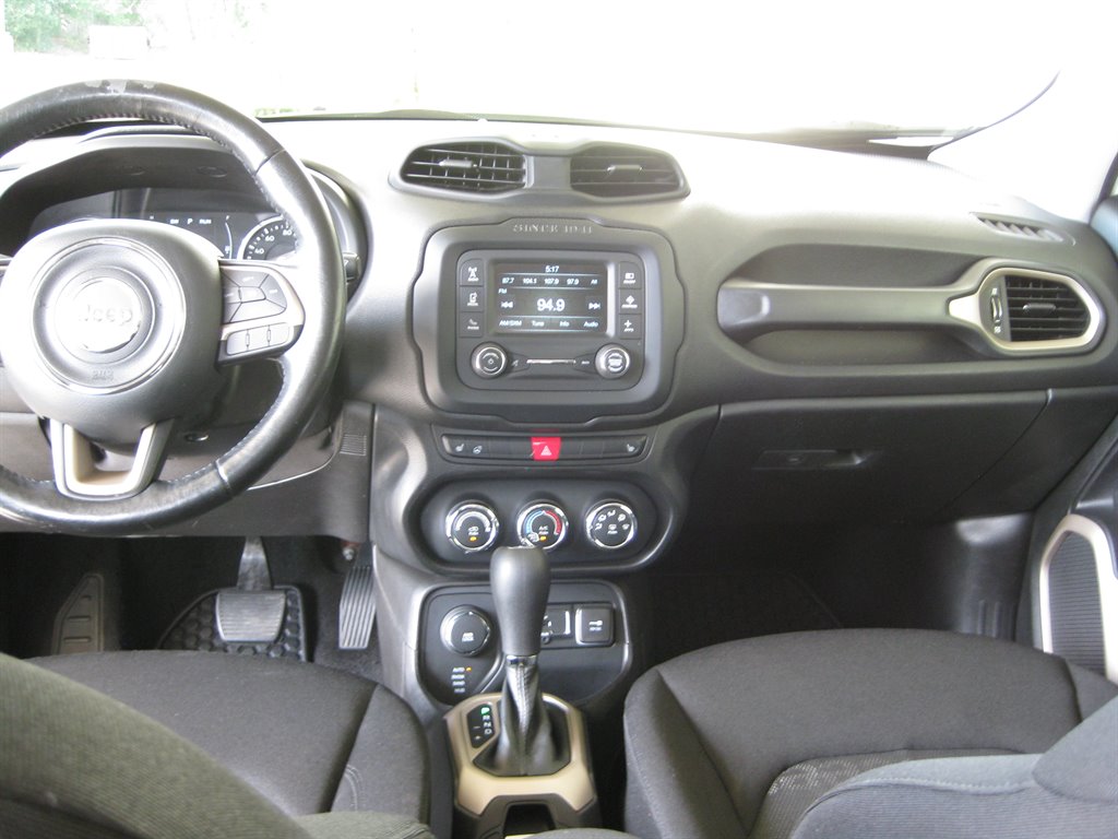 2017 Jeep Renegade - $9,500